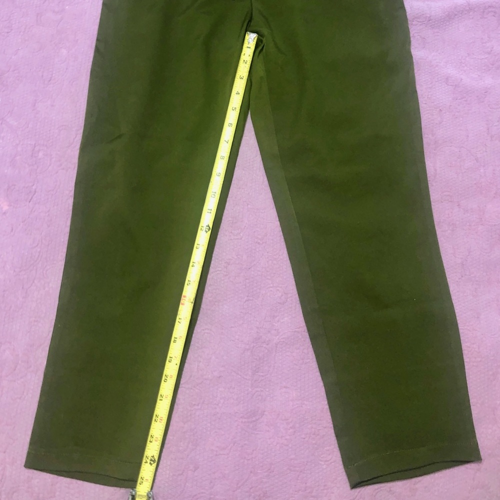 Adorable Dressy Pants 💚 - Picture 10 of 10